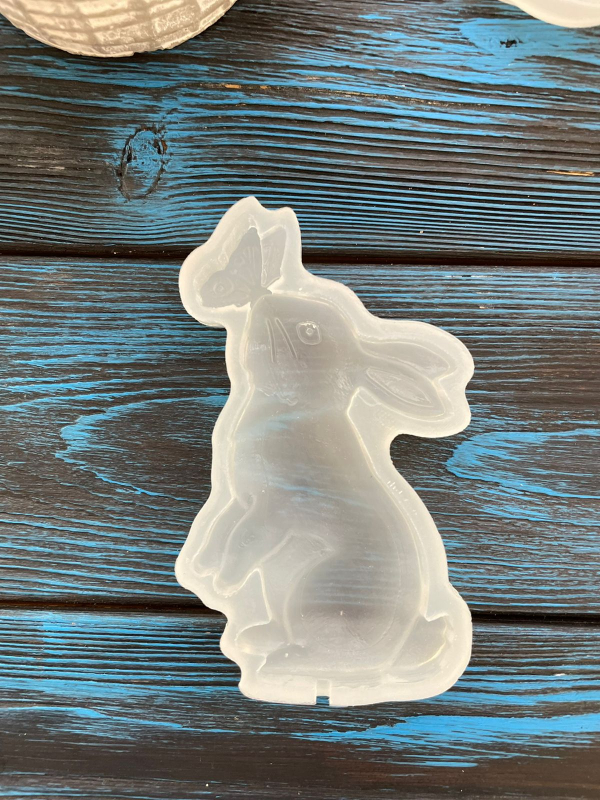 Изображение Молд Заяц с бабочкой 2Д, 10 см